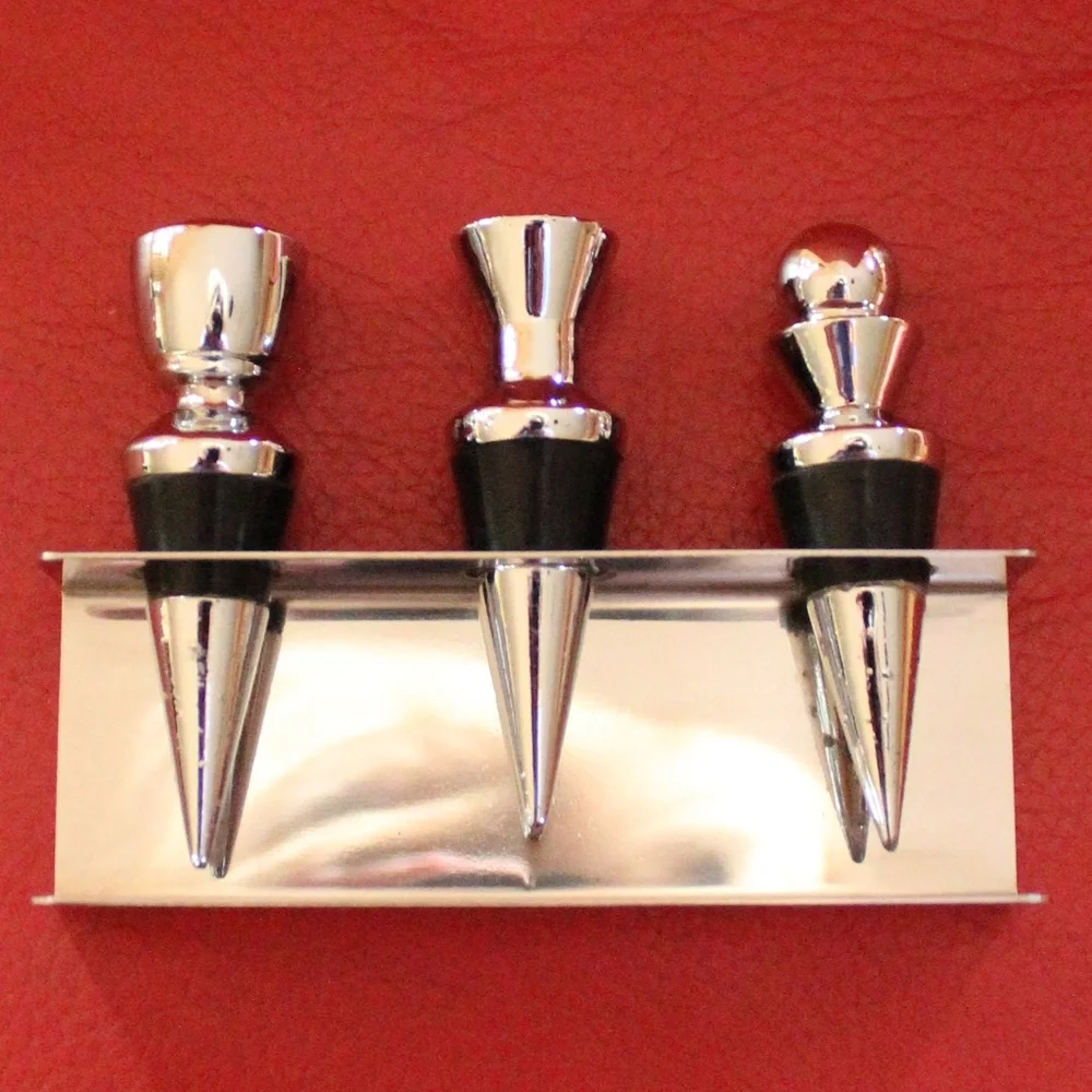 Stainless steel bottle stopper set